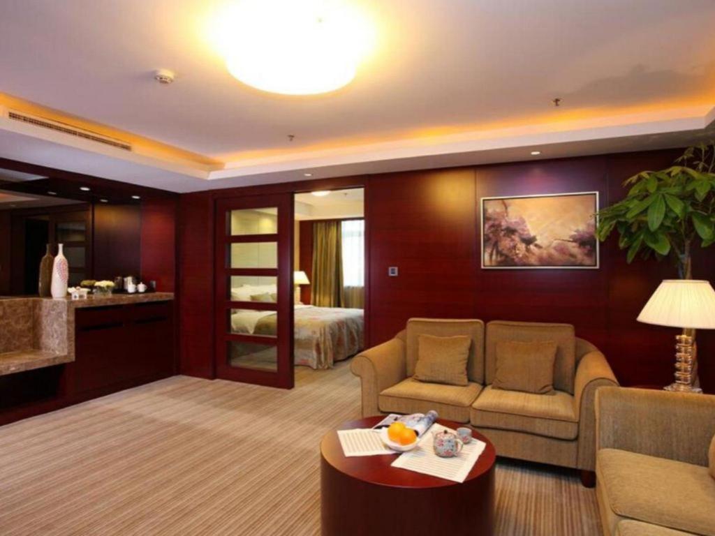 Dalian Liangyun Hotel Екстериор снимка