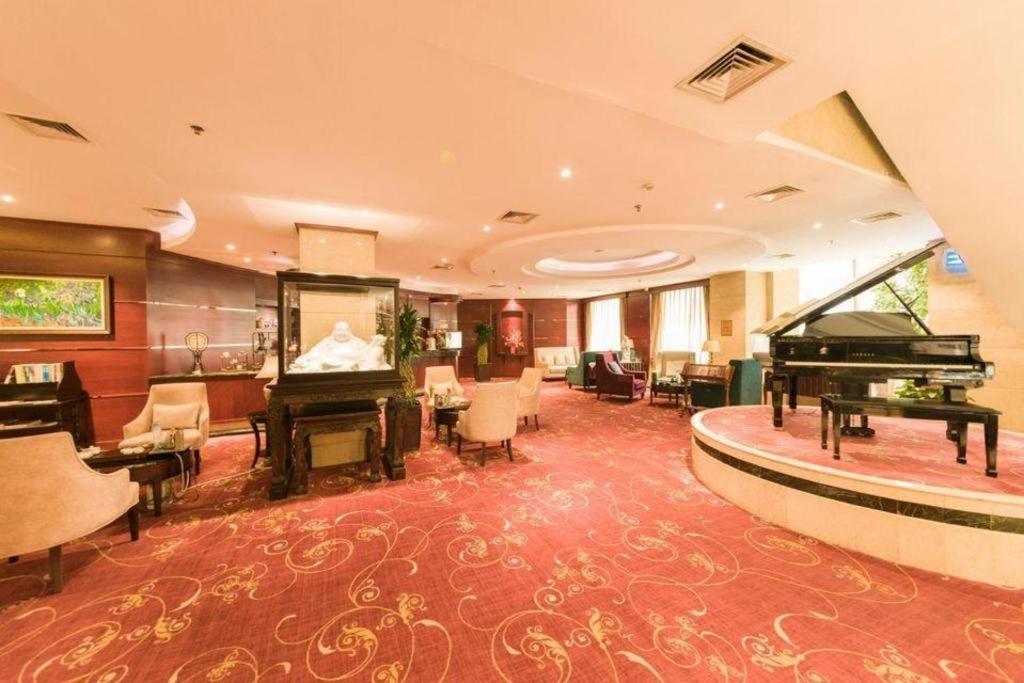 Dalian Liangyun Hotel Екстериор снимка