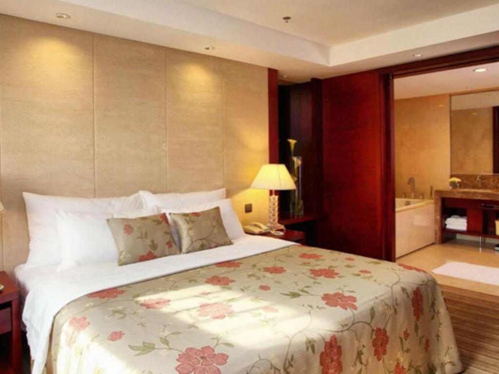 Dalian Liangyun Hotel Екстериор снимка