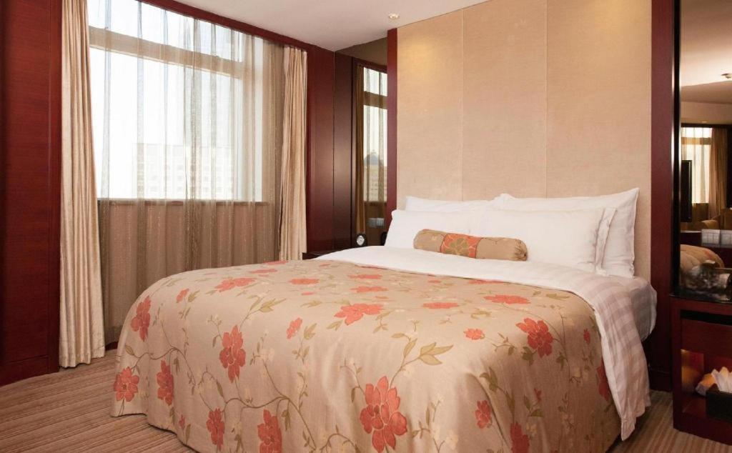Dalian Liangyun Hotel Екстериор снимка