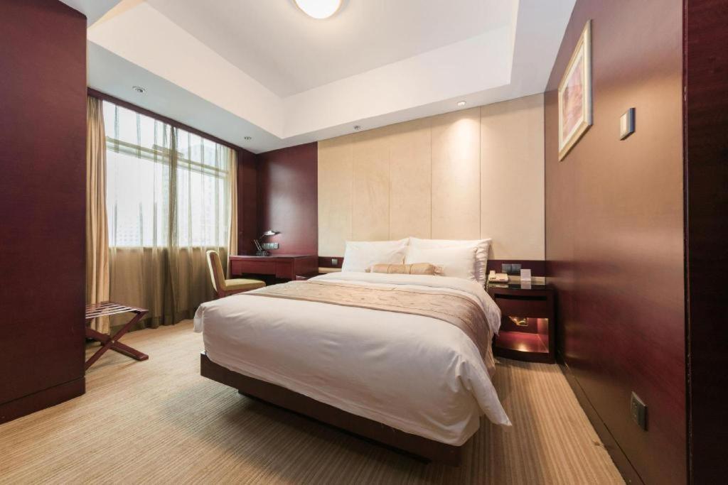 Dalian Liangyun Hotel Екстериор снимка
