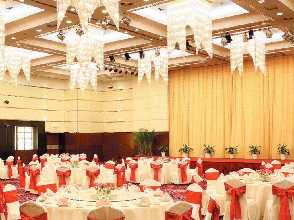 Dalian Liangyun Hotel Екстериор снимка